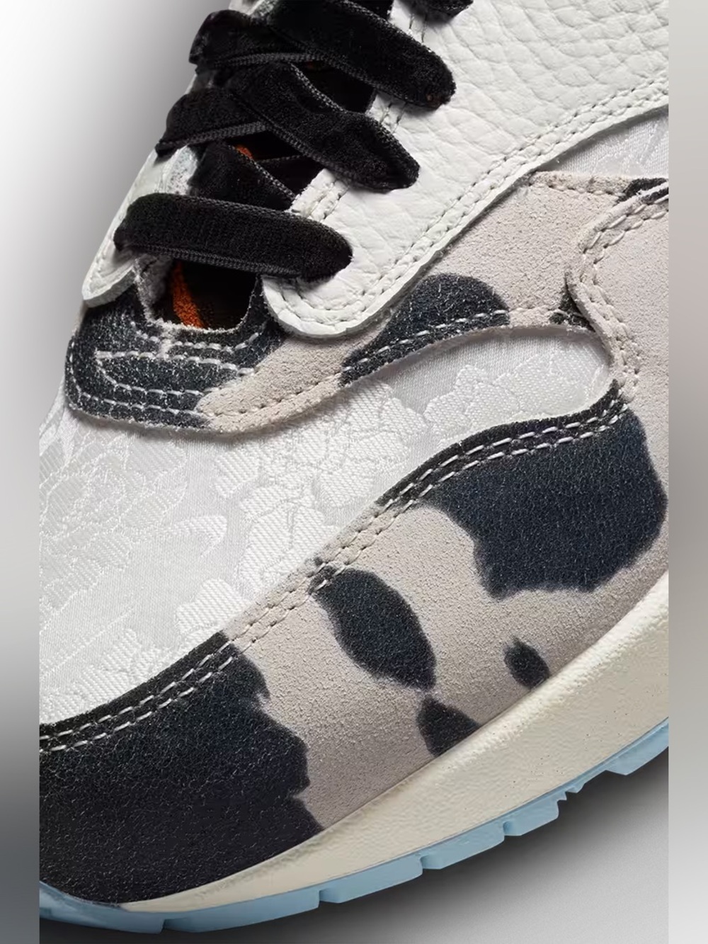Nike Air Max 1 '87 Great Indoors Sneakers - Picture 6 of 13